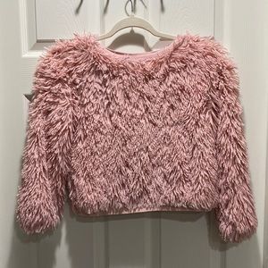 Fuzzy Top! Pink Sweatshirt.